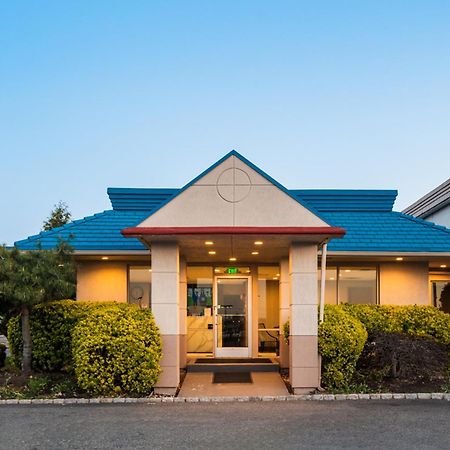 Garden Executive Hotel South Plainfield Exterior foto