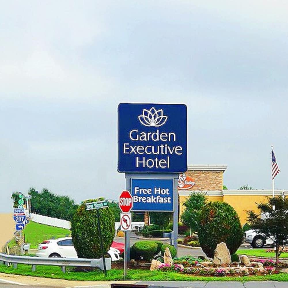 Garden Executive Hotel South Plainfield Exterior foto